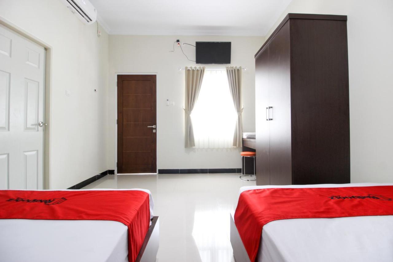 RedDoorz Syariah Plus @ Jakal Bawah 3 Kejayan Bagian luar foto