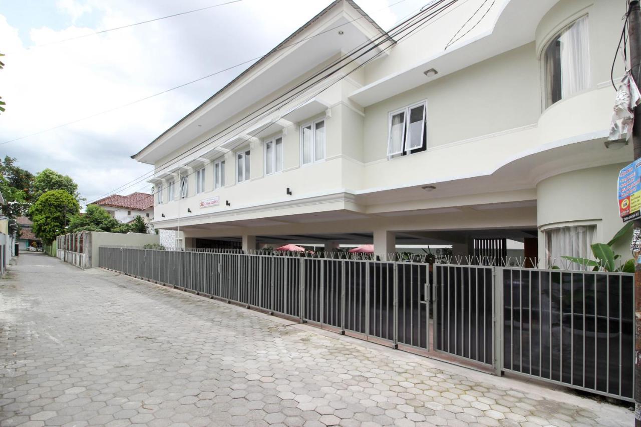 RedDoorz Syariah Plus @ Jakal Bawah 3 Kejayan Bagian luar foto